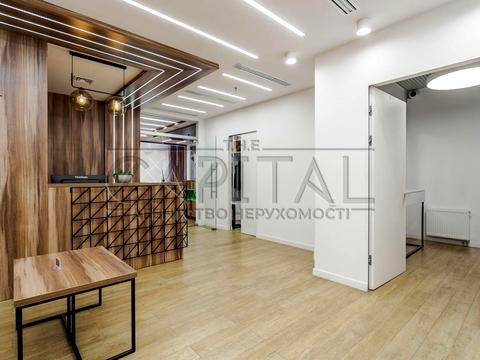 коммерческая по адресу Михаила Грушевского ул., 9б