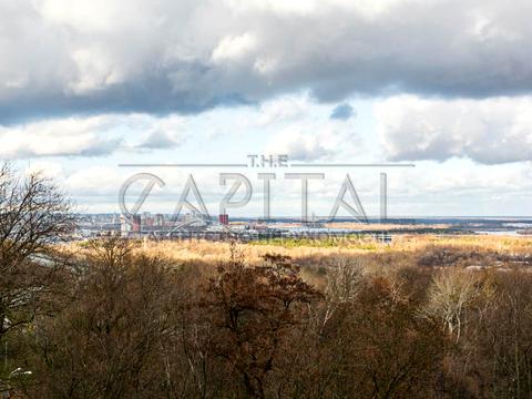 коммерческая по адресу Михаила Грушевского ул., 9б