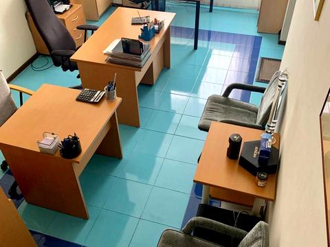 комерційна за адресою Оболонська набережна вул., 1, к1