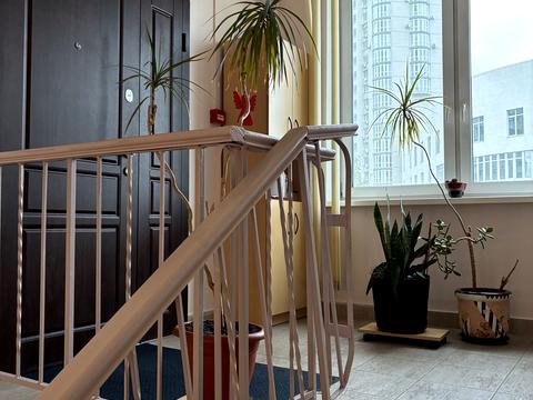 комерційна за адресою Оболонська набережна вул., 1, к1