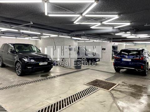 коммерческая по адресу Миколы Бажана просп., 4