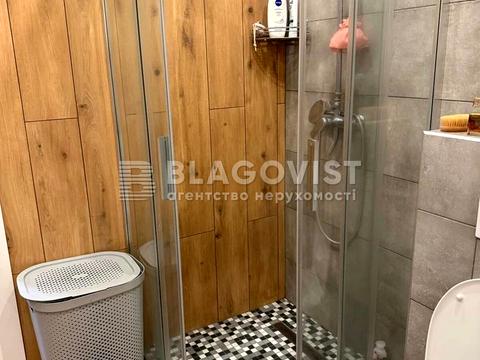 будинок за адресою Малоземельна