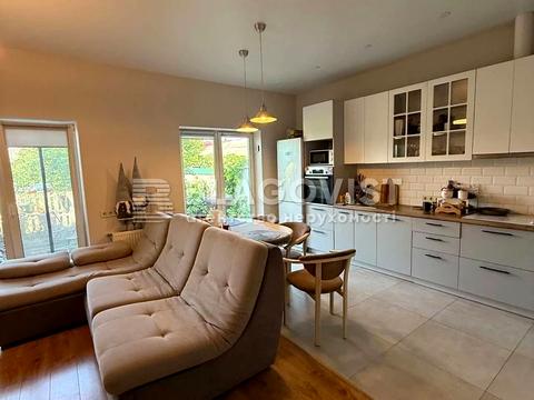 будинок за адресою Малоземельна