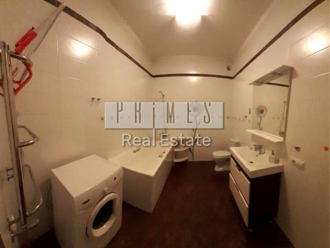 будинок за адресою Миколи Бажана просп.