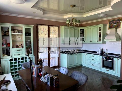 будинок за адресою Миколи Бажана просп.