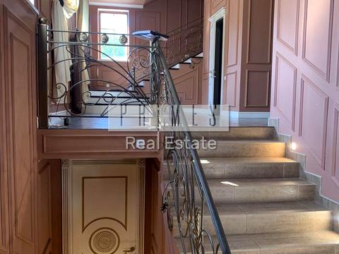 будинок за адресою Миколи Бажана просп.