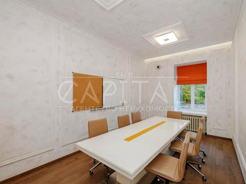 комерційна за адресою Євгена Гуцала пров. (Кутузова), 33