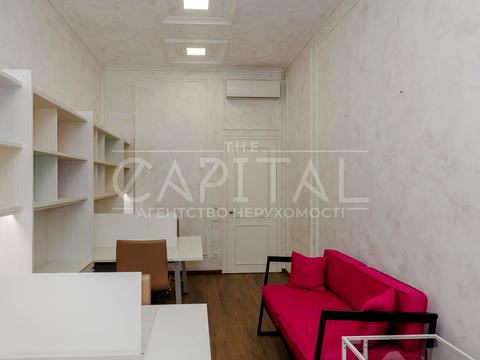 комерційна за адресою Євгена Гуцала пров. (Кутузова), 33