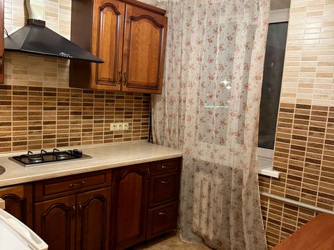 квартира за адресою Леоніда Каденюка просп. (Юрія Гагаріна), 20