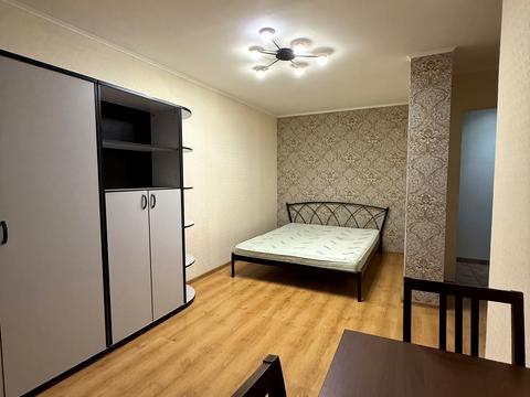 квартира за адресою Леоніда Каденюка просп. (Юрія Гагаріна), 20