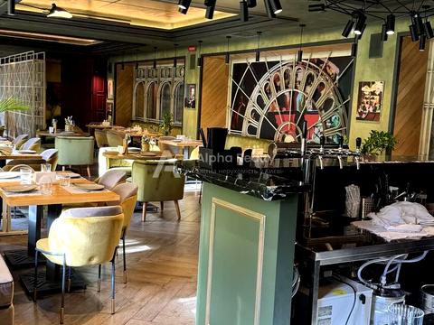 комерційна за адресою Софіївська вул., 14