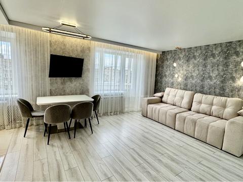 квартира по адресу Князей Кориатовичей ул., 155