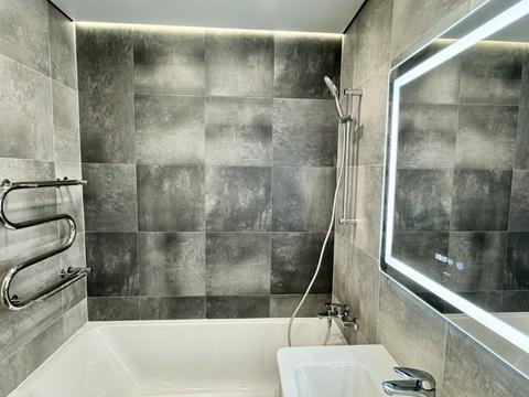 квартира по адресу Князей Кориатовичей ул., 155