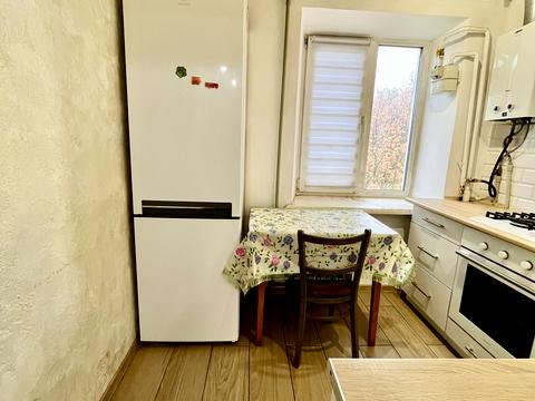 квартира за адресою Івана Мазепи просп. (Петровського), 52