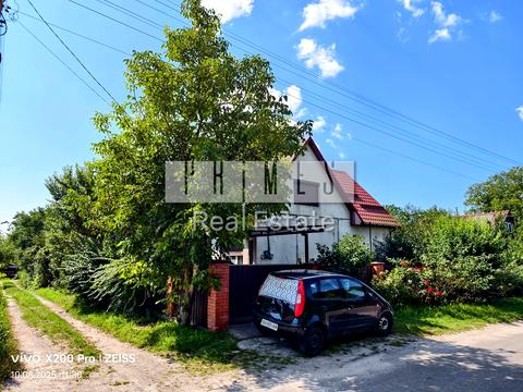 будинок за адресою Центральна вул.