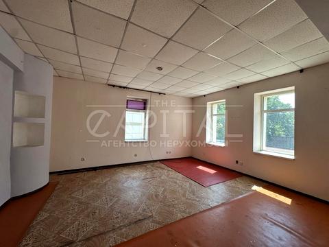 комерційна за адресою Руслана Лужевського пров. (Червоноармійський), 14