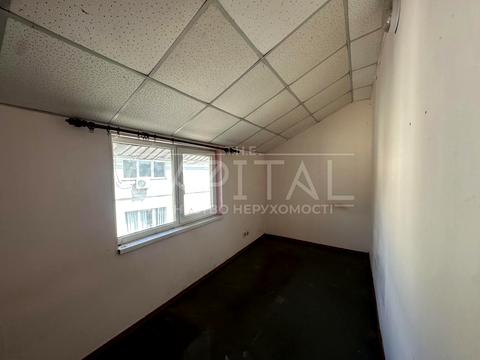 комерційна за адресою Руслана Лужевського пров. (Червоноармійський), 14