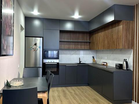 квартира за адресою Жемчужна, 1Б