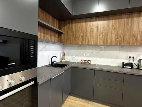 квартира за адресою Жемчужна, 1Б