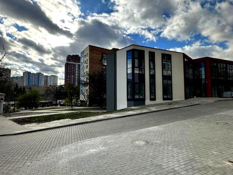 комерційна за адресою Фрометівська вул., 20