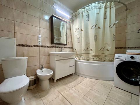 квартира по адресу Заречанская ул., 8/4