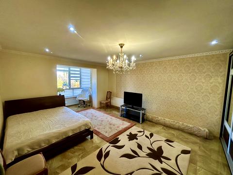 квартира по адресу Заречанская ул., 8/4