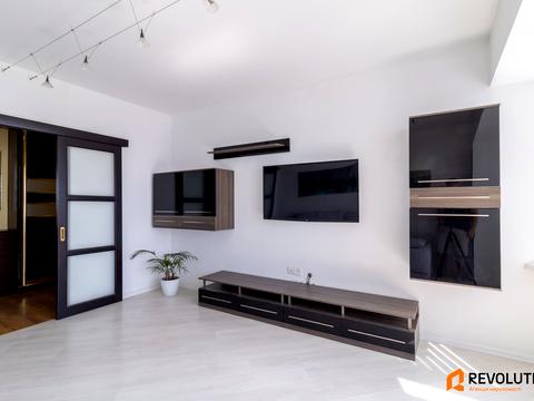 квартира по адресу Науки просп., 80-А/73