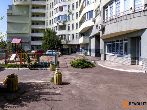 квартира по адресу Науки просп., 80-А/73