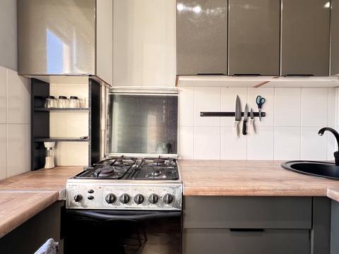 квартира за адресою Героїв полку "Азов" вул. (Маршала Малиновського), 13