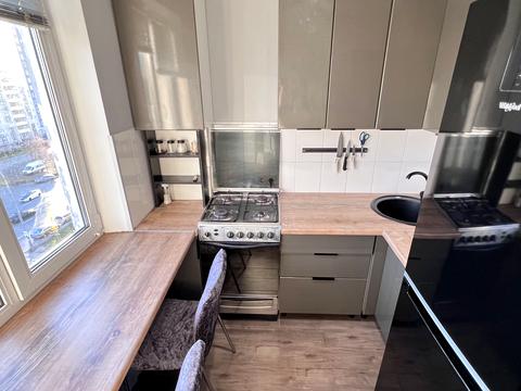 квартира за адресою Героїв полку "Азов" вул. (Маршала Малиновського), 13