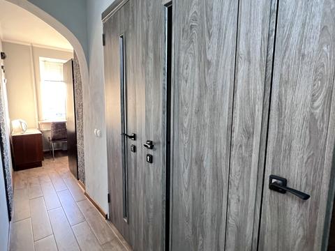 квартира за адресою Героїв полку "Азов" вул. (Маршала Малиновського), 13