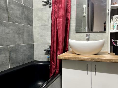 квартира за адресою Героїв полку "Азов" вул. (Маршала Малиновського), 13