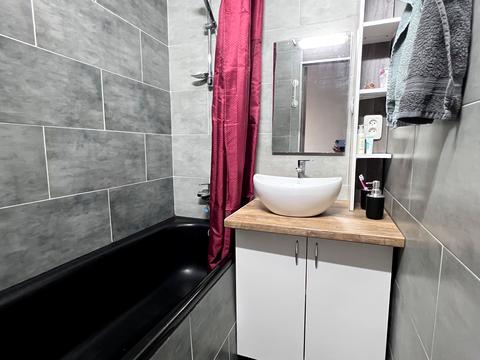 квартира за адресою Героїв полку "Азов" вул. (Маршала Малиновського), 13