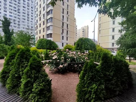 квартира за адресою Владислава Бувалкіна вул., 62