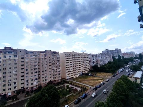 квартира за адресою Владислава Бувалкіна вул., 62