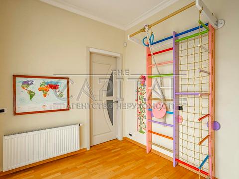 будинок за адресою с. Іванковичі, Івіаторів