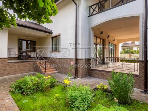 будинок за адресою с. Іванковичі, Івіаторів