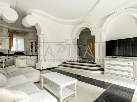 будинок за адресою с. Іванковичі, Івіаторів