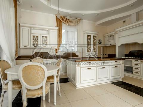 будинок за адресою с. Іванковичі, Івіаторів