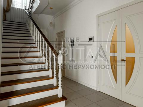 будинок за адресою с. Іванковичі, Івіаторів