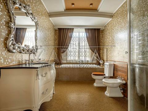 будинок за адресою с. Іванковичі, Івіаторів