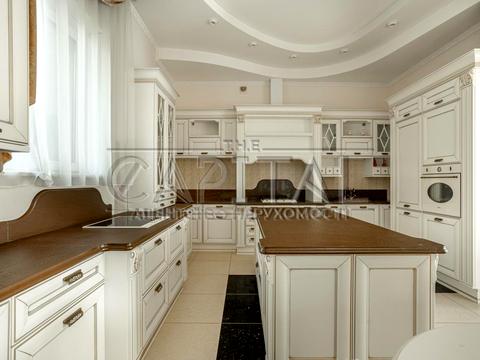 будинок за адресою с. Іванковичі, Івіаторів