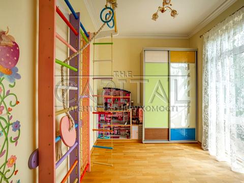 будинок за адресою с. Іванковичі, Івіаторів