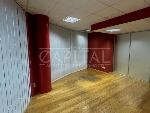 комерційна за адресою Звіринецька вул., 59