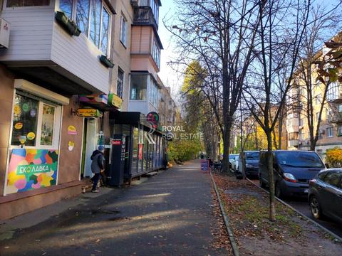 комерційна за адресою Михайла Бойчука вул. (Кіквідзе), 6-А