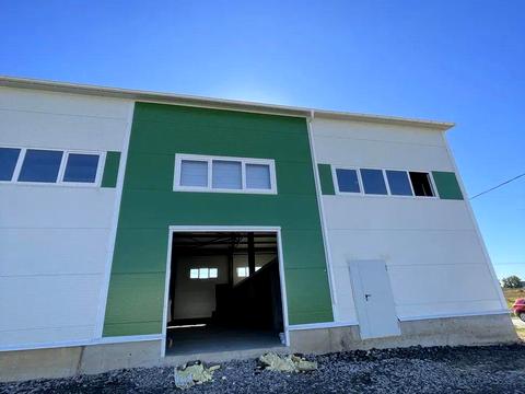 комерційна за адресою Володимирська вул., 36