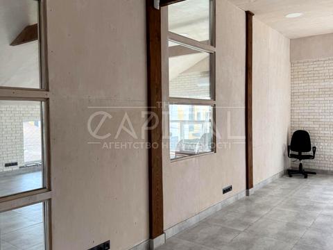 комерційна за адресою Срібнокільська вул., 16