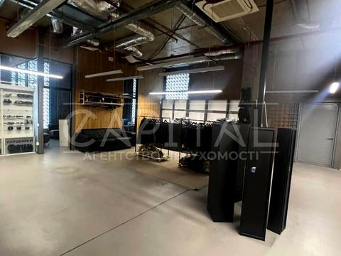 коммерческая по адресу Степана Бандеры просп. (Московський), 6