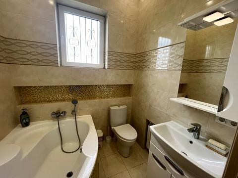 будинок за адресою центр