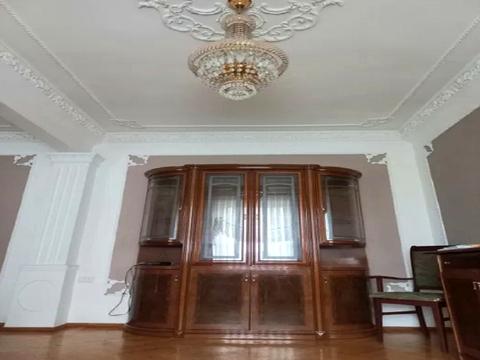 квартира за адресою Дмитра Яворницького просп. (Карла Маркса), 125